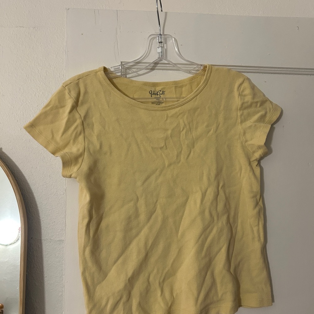 Brandy Melville Light Yellow Short Sleeve Top